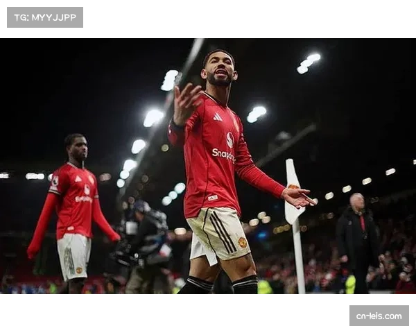 库尼亚跑动数据全场最高 曼联前锋隐形贡献获球迷认可